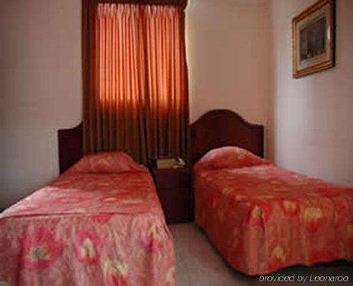 Hotel Covadonga Panama Stadt Zimmer foto